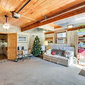 Rustic Jefferson Retreat w/ Fire Pit: Near Athens!