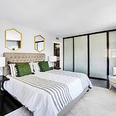 Cahuenga Park by Avantstay Hollywood Hills Home