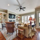 St Marys Townhome w/ Community Hot Tub & Boat Dock