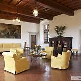Castello Lorenzo Heart of Tuscany Renaissance Villa With Pool