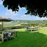 Villa Vinarte Elegant Home 2 Pools Tennis spa Winery Exclusively for y