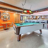 Lakefront Suring Home w/ Pool Table + Views!