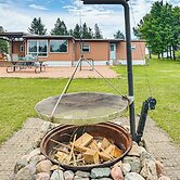 Rhinelander Vacation Rental w/ Yard on Venus Lake!
