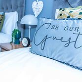 Dudley 3bedroom Home-perfect for Long & Short Stay