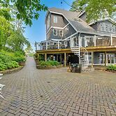 The Beachhouse Retreat w/ Prescot Bay Views!