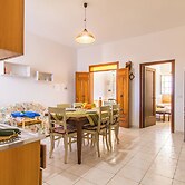 Casa Lory 1 near the sea