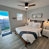 Villa Michloe - Steps From Wilton Drive