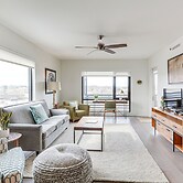 Modern Springfield Apartment ~ 7 Mi to Downtown!