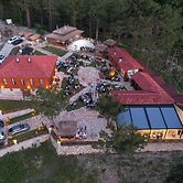 Quiet Abana Hacıveli Konağı