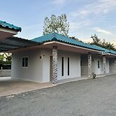 Sunshine Rest Resort