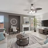 5br/3ba Home - King Beds - Fast Wifi 5 Bedroom Home by RedAwning