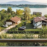 Faaker See Inn by S4Y