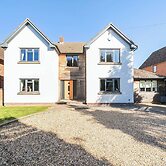 8 Newmarket Road