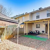 Georgia Townhome - 3 Mi to Stone Mountain Park!