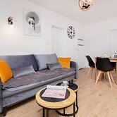 Apartment With Terrace Dębki by Renters