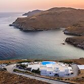 Inviting 8-bed Villa in Ermoupoli - Villa Blueros