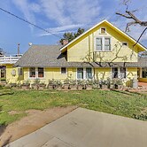 Eclectic Wildomar Home: 6 Mi to Santa Rosa Plateau