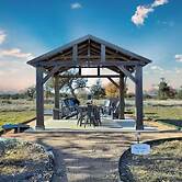 Stargazing Retreat at Lone Star Cottage