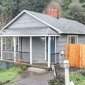 Welcoming Gardiner Home Near Oregon Dunes Rec Area