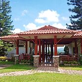 Phuphamok Valley Resort