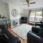 March-2bed Apt - Family Friendly - Pet Friendly