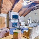 Bellingham Retreat w/ Fire Pit + Lake Access!