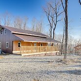 'friends & Family' Rental Cabin w/ Hot Tub!