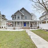 Long Branch Getaway - Walk to Beaches & Dining!