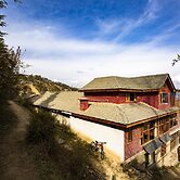 Zostel Homes Cheog - Shimla