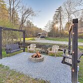 Private Hot Tub: Dog-friendly Red River Gorge Home