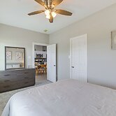 Quiet Houston Home - 9 Mi to Downtown Aquarium!