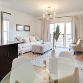 Walkable Lynchburg Condo w/ Private Balcony