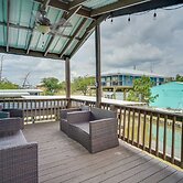 Charming Home w/ Dock, Near Downtown Lake Charles!