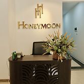 HONEYMOON HOTEL 2