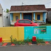 OYO Life 93712 Vanda Family