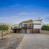 Tree Top Views - 4 Bedroom House