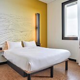 B&B HOTEL Paris Porte d'Orléans