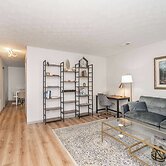 Arkstone Retreat 1 Chic Downtown Escape!