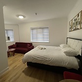 The Barrington Hotel