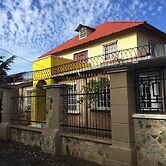 Entire Private Family Home With Volcano View Pet Friendly