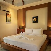 Rawai VIP Villas&water Park700m to beach