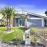 Zenhouse Prestige Modern Stylish Private Lawn