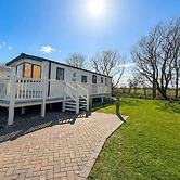 Prime Lakeside Caravan at Haven Golden Sands