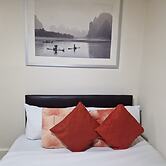 Deluxe 1-bed Apartment in Greenford