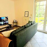 New 1 Bedroom Flat with Balcony & Garden