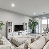 Marana Home w/ Pool Access & Mountain Views!