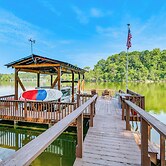 'duck and Bug's Cabin' on Boone Lake w/ Boat Dock!