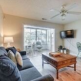 North Myrtle Beach Condo w/ Sunroom: Walk to Beach