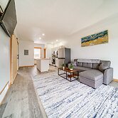 Balcony+ Golf Course View: Quiet Erie Getaway