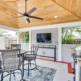 Sebastien Home w/ Pool & Gazebo - 8 Mi to Beaches!